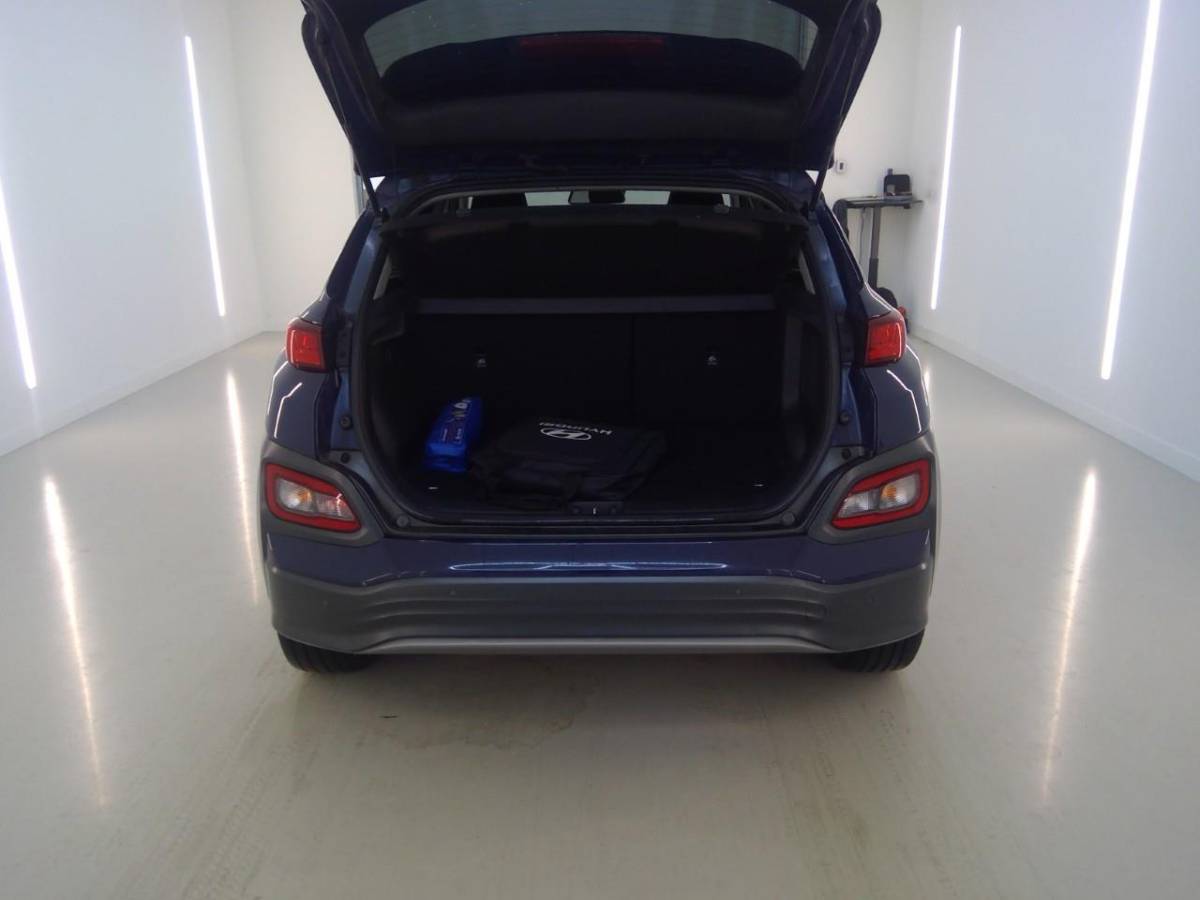 Hyundai Kona Hyundai Kona EV Fashion 64 kWh | SOH 100% | Navigatiesysteem | Parkeersensoren |