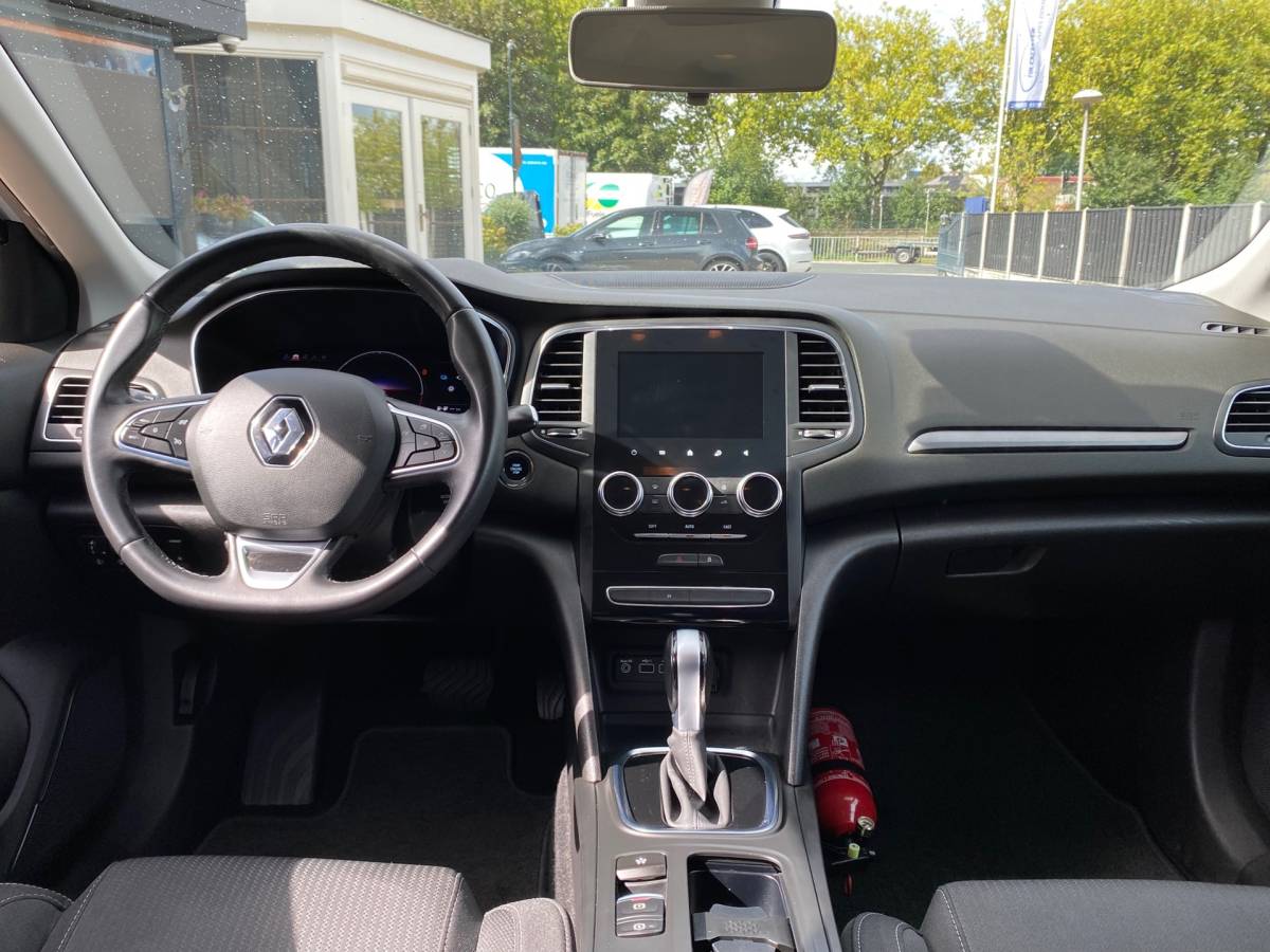 Renault Megane E-Tech Renault Mégane Estate 1.6 E-Tech Plug-In Hybrid CAMERA LED KEYLESS CRUISE NAVI APPLE CARPLAY PDC