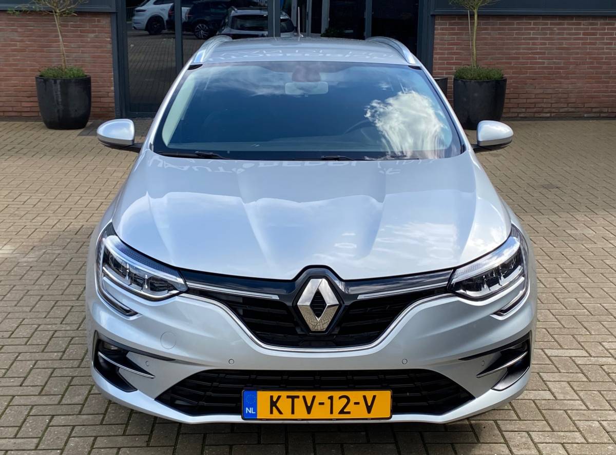 Renault Megane E-Tech Renault Mégane Estate 1.6 E-Tech Plug-In Hybrid CAMERA LED KEYLESS CRUISE NAVI APPLE CARPLAY PDC