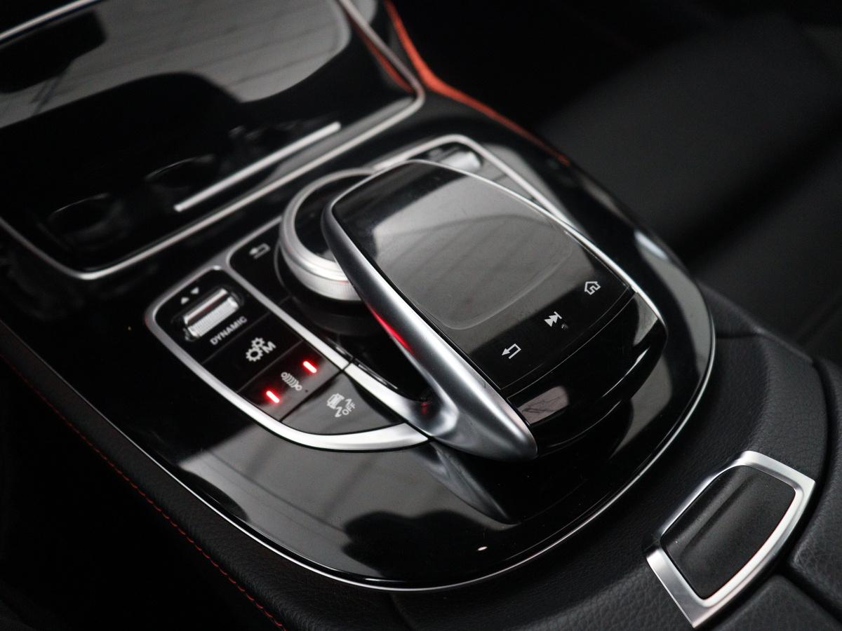 Mercedes-Benz E-Klasse Mercedes-Benz E-klasse Estate AMG 53 4MATIC Premium Plus | Panoramadak | Leder/alcantara | Adaptive cruise | 360 camera | Carplay | Sfeerverlichting | Dodehoek detectie |