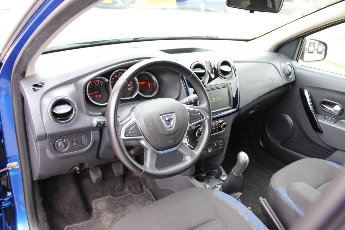 Dacia Logan Dacia Logan MCV 1.0 TCe Bi-Fuel Stepway Serie Limitee 15th Anniv. LPG3 1E EIG DEALER ONDERH