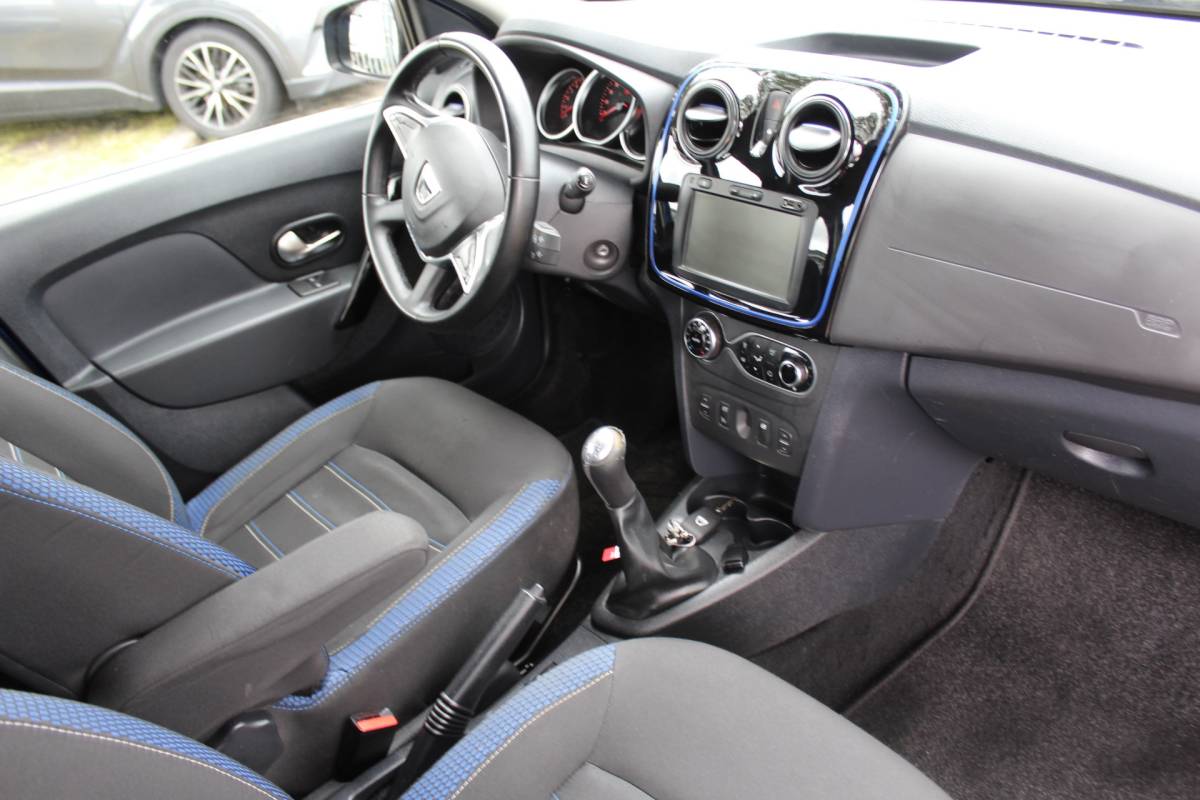 Dacia Logan Dacia Logan MCV 1.0 TCe Bi-Fuel Stepway Serie Limitee 15th Anniv. LPG3 1E EIG DEALER ONDERH