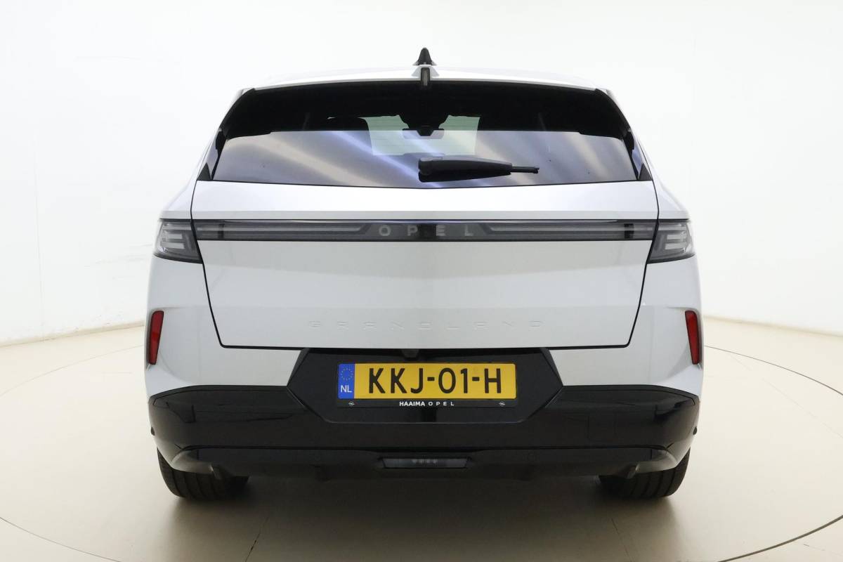 Opel Grandland Opel Grandland Electric Business Edition 73 kWh | DEMO | 8 Jaar speciale garantie | Glazen schuif/kanteldak | Keyless | Stoel & Stuurverwarming | Camera | Lichtmetalen velgen
