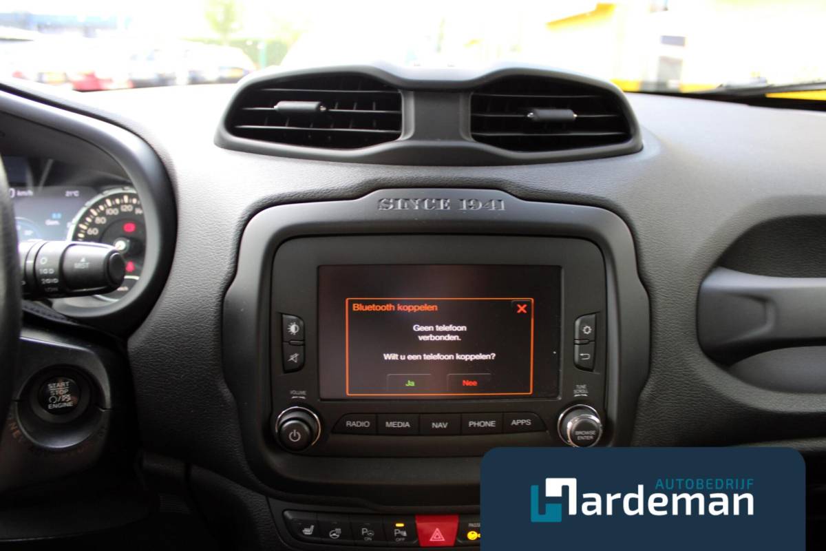 Jeep Renegade Jeep Renegade 1.4 MultiAir Limited Trekhaak Leder