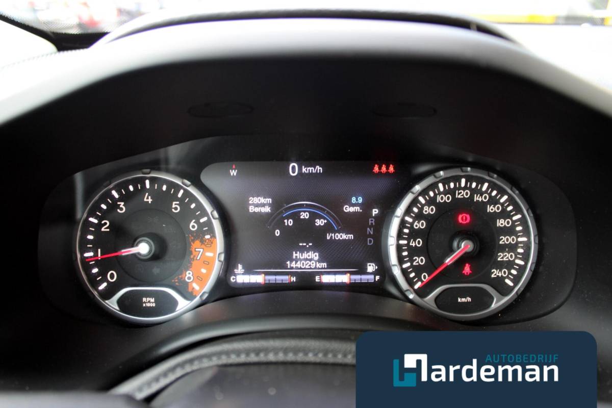 Jeep Renegade Jeep Renegade 1.4 MultiAir Limited Trekhaak Leder