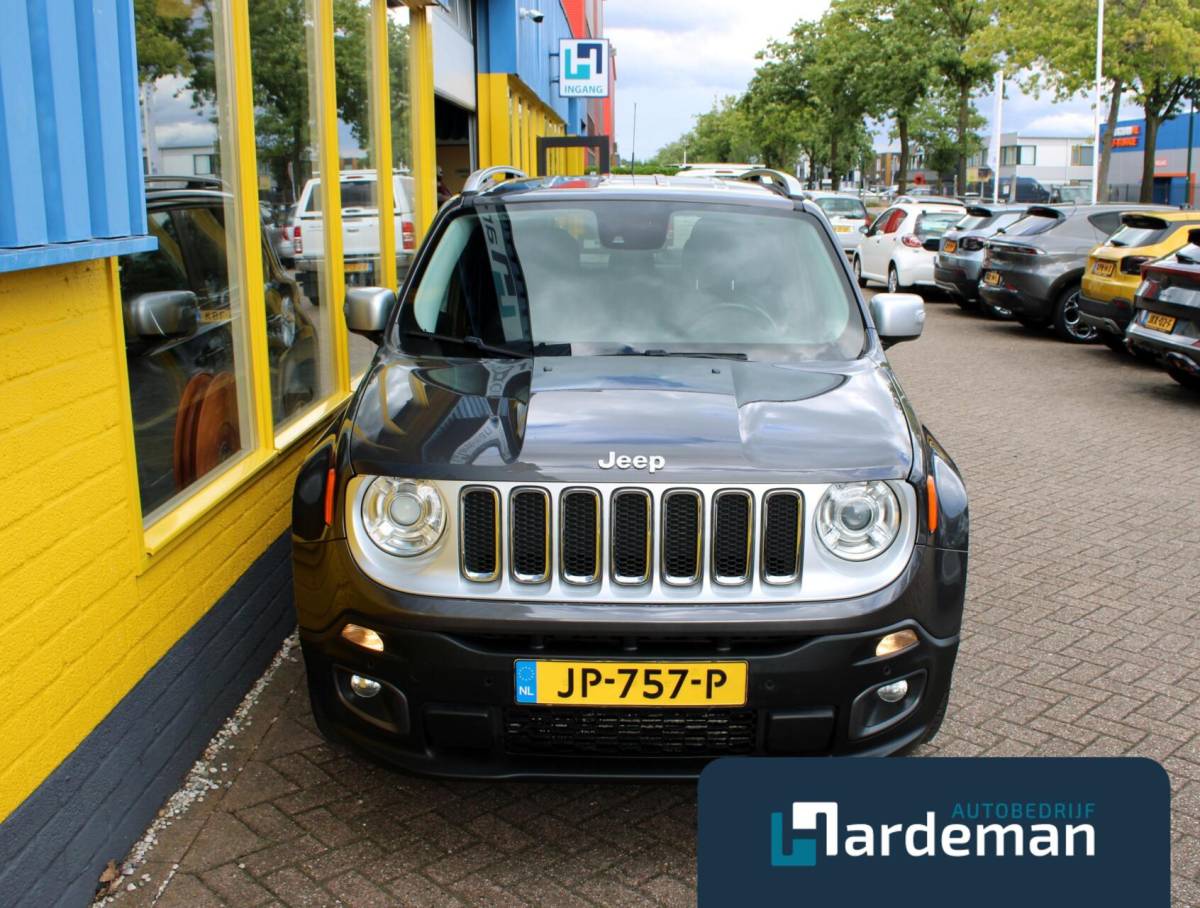 Jeep Renegade Jeep Renegade 1.4 MultiAir Limited Trekhaak Leder