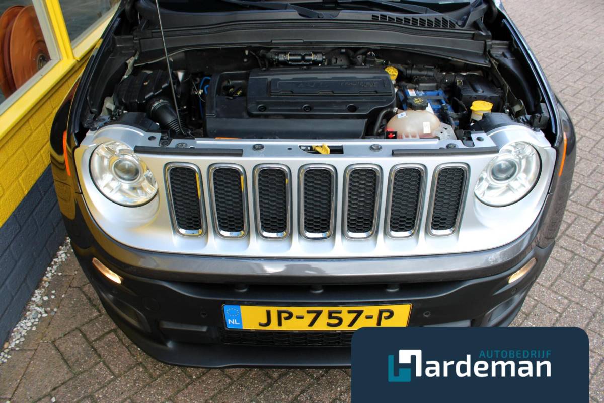 Jeep Renegade Jeep Renegade 1.4 MultiAir Limited Trekhaak Leder