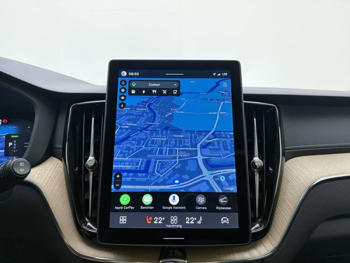 Volvo XC60 Volvo XC60 T6 350pk AWD Ultra Dark / Luchtvering / Trekhaak / Head-Up / 360 Camera / 20” / Full-LED / Lederen Dashboard / Elektr. Stoelen /