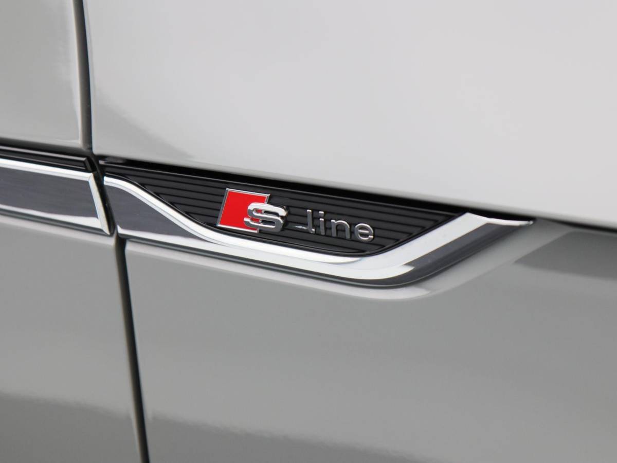 Audi A5 Audi A5 Cabriolet 40 TFSi 190 Pk Automaat S-Line | B&O Audio | Nekverwarming | 19 Inch | Trekhaak | Leder | Camera | 86.642 Km!!