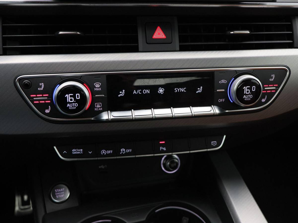 Audi A5 Audi A5 Cabriolet 40 TFSi 190 Pk Automaat S-Line | B&O Audio | Nekverwarming | 19 Inch | Trekhaak | Leder | Camera | 86.642 Km!!