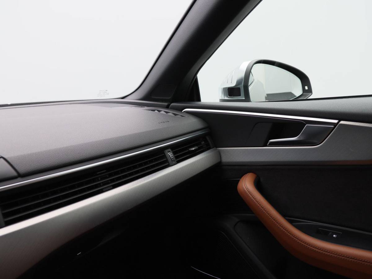 Audi A5 Audi A5 Cabriolet 40 TFSi 190 Pk Automaat S-Line | B&O Audio | Nekverwarming | 19 Inch | Trekhaak | Leder | Camera | 86.642 Km!!