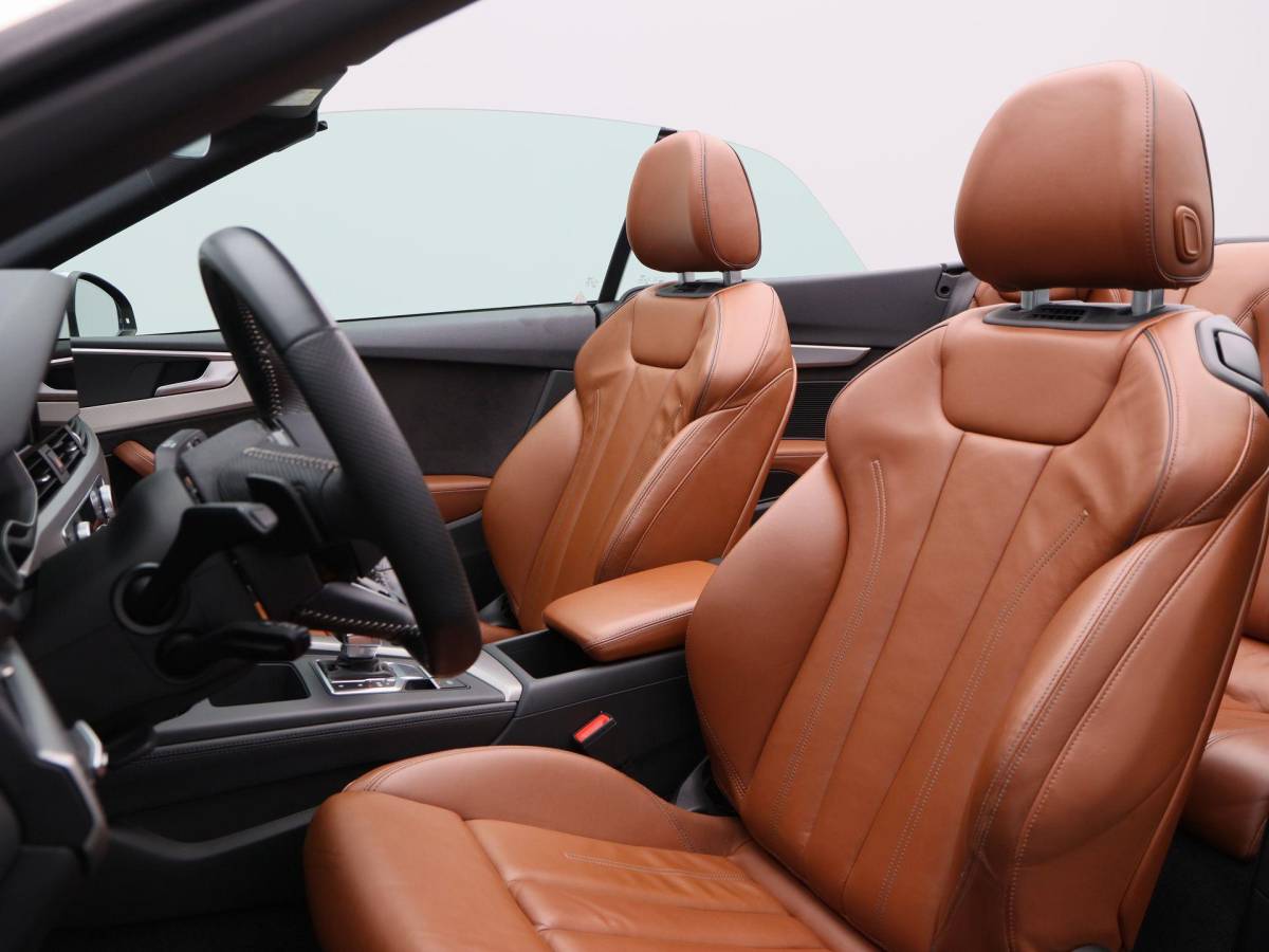 Audi A5 Audi A5 Cabriolet 40 TFSi 190 Pk Automaat S-Line | B&O Audio | Nekverwarming | 19 Inch | Trekhaak | Leder | Camera | 86.642 Km!!