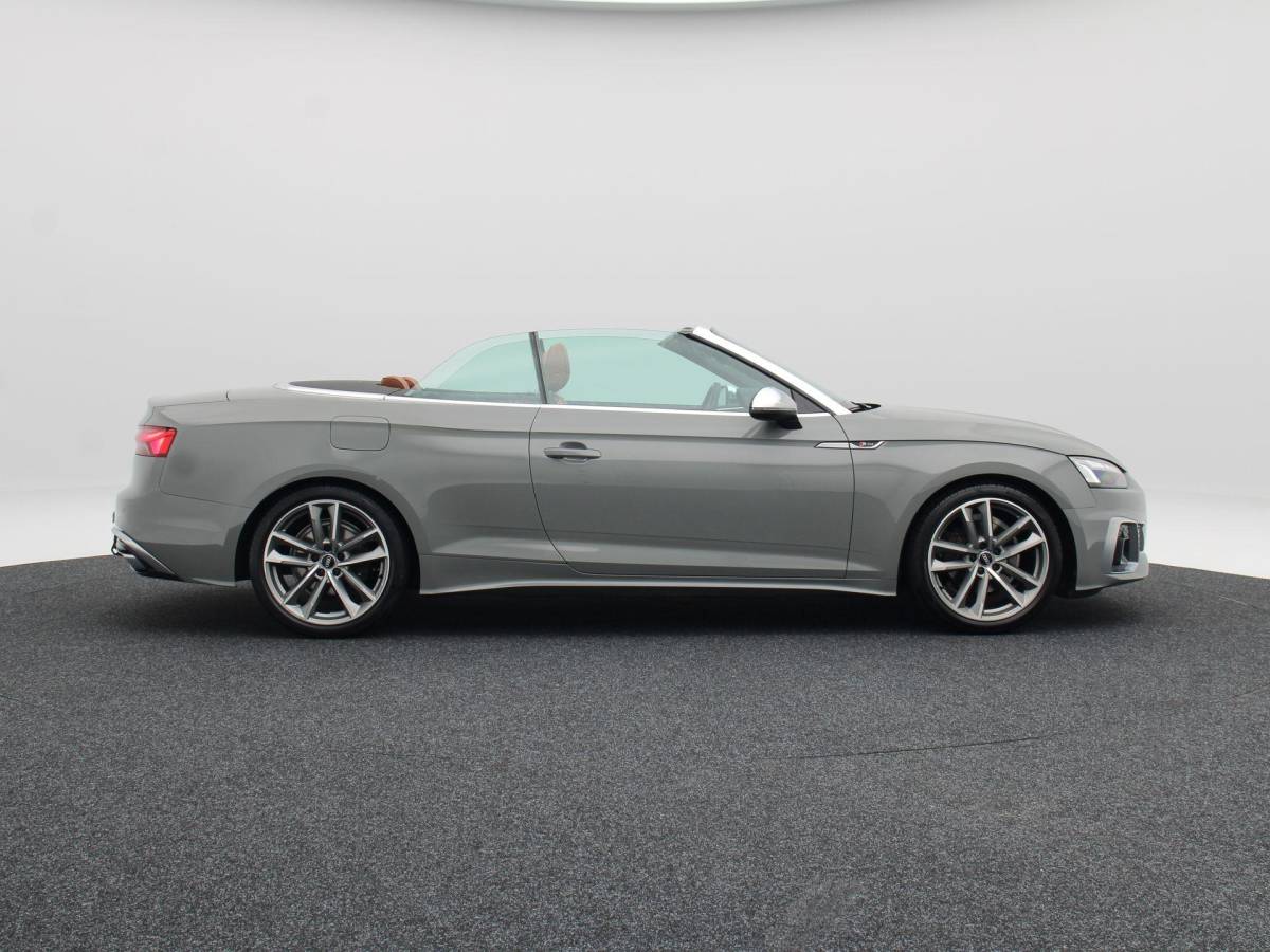 Audi A5 Audi A5 Cabriolet 40 TFSi 190 Pk Automaat S-Line | B&O Audio | Nekverwarming | 19 Inch | Trekhaak | Leder | Camera | 86.642 Km!!