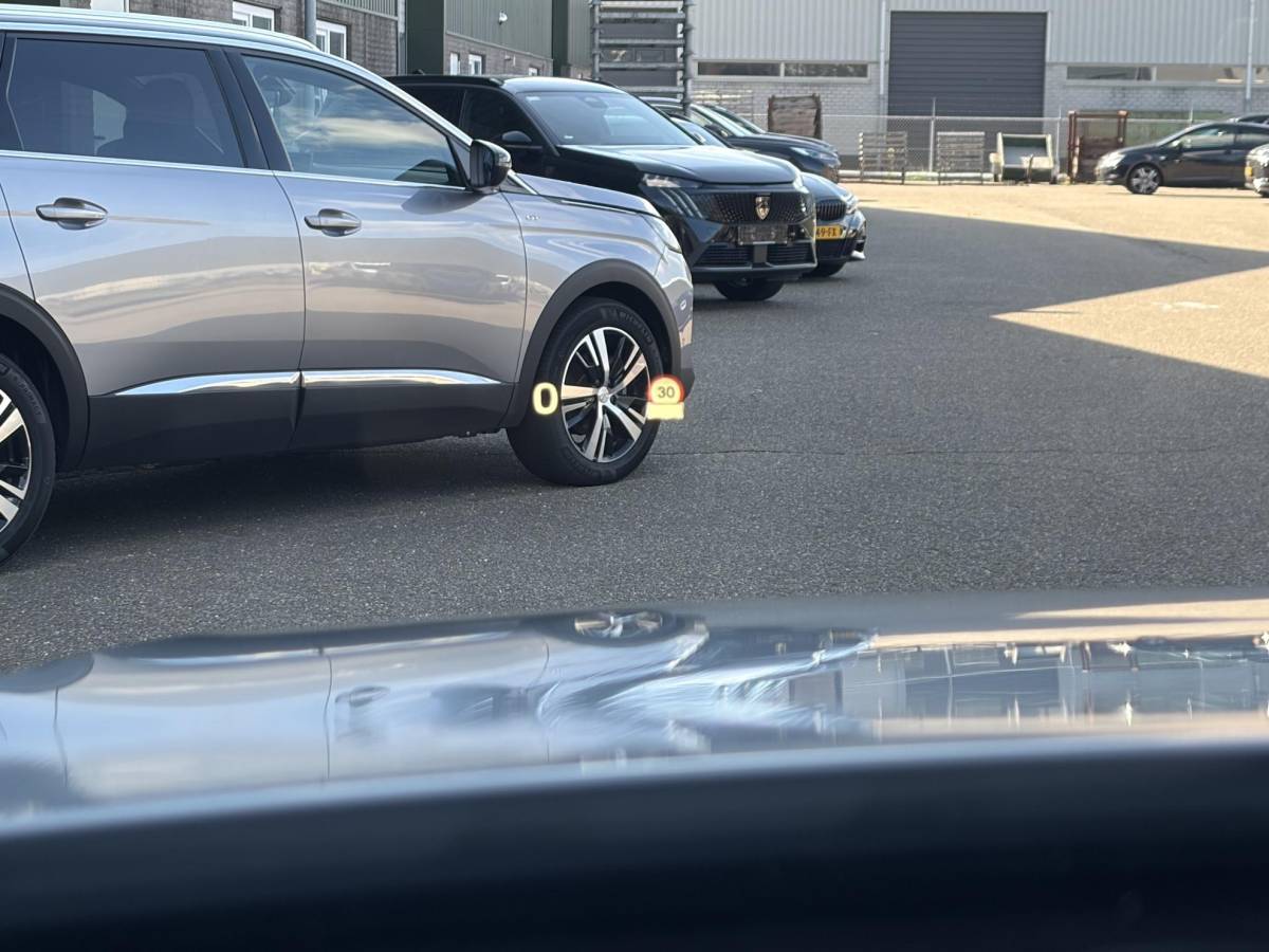 Volvo XC90 Volvo XC90 2.0 T8 Plug-in hybrid AWD Plus Dark FABRIEKSGARANTIE TM 06-2027 | STOEL STUURVERWARMING | ACHTERBANK VERWARMD | 7 PERSOONS | MEM. SEATS | ELEK. STOELEN | ALL IN PRIJS |