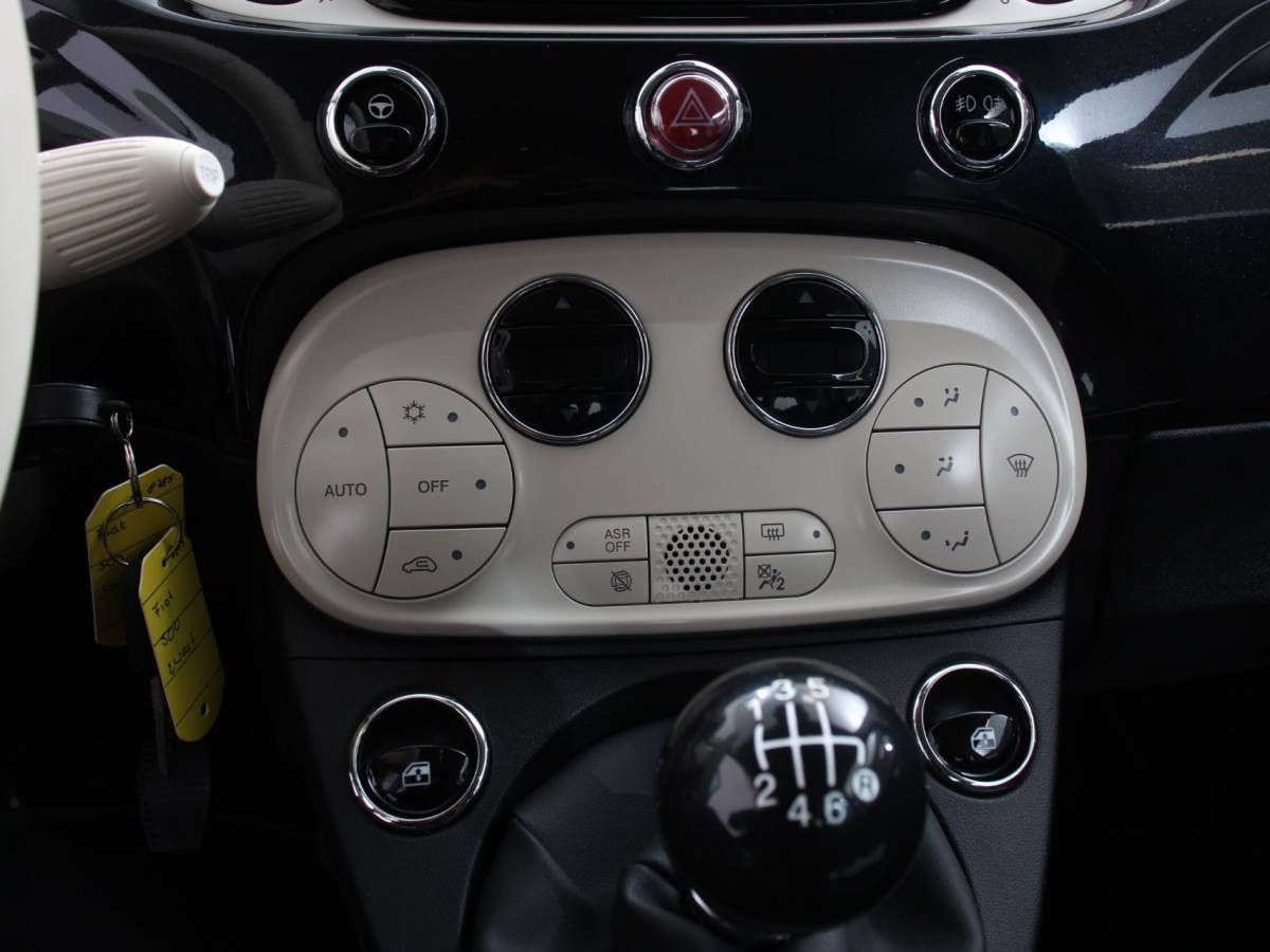 Fiat 500C Fiat 500 C 1.0 Hybrid Bellavita  Navigatie  Climate Control  Apple Carplay/Android Auto  Dab Digitale Cockpit Parkeer sensoren