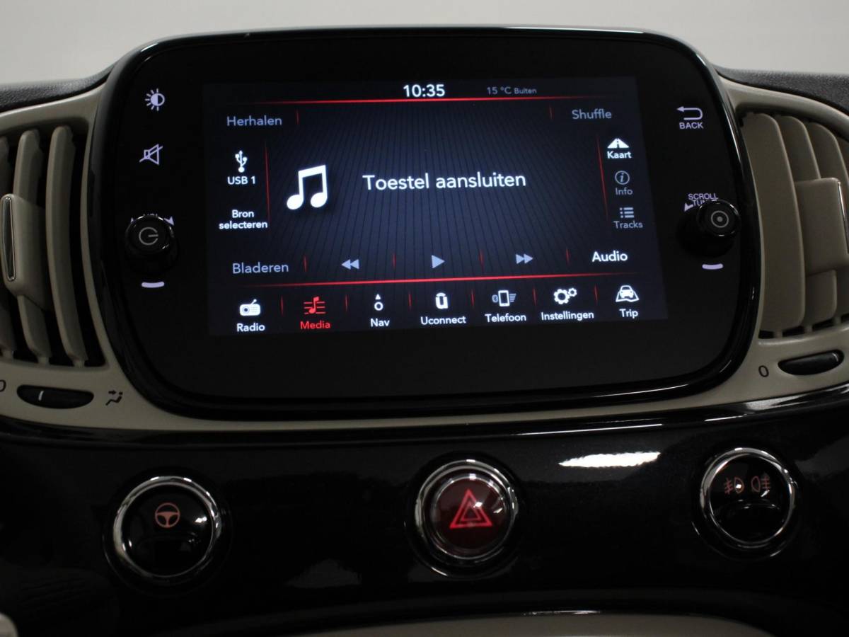 Fiat 500C Fiat 500 C 1.0 Hybrid Bellavita  Navigatie  Climate Control  Apple Carplay/Android Auto  Dab Digitale Cockpit Parkeer sensoren