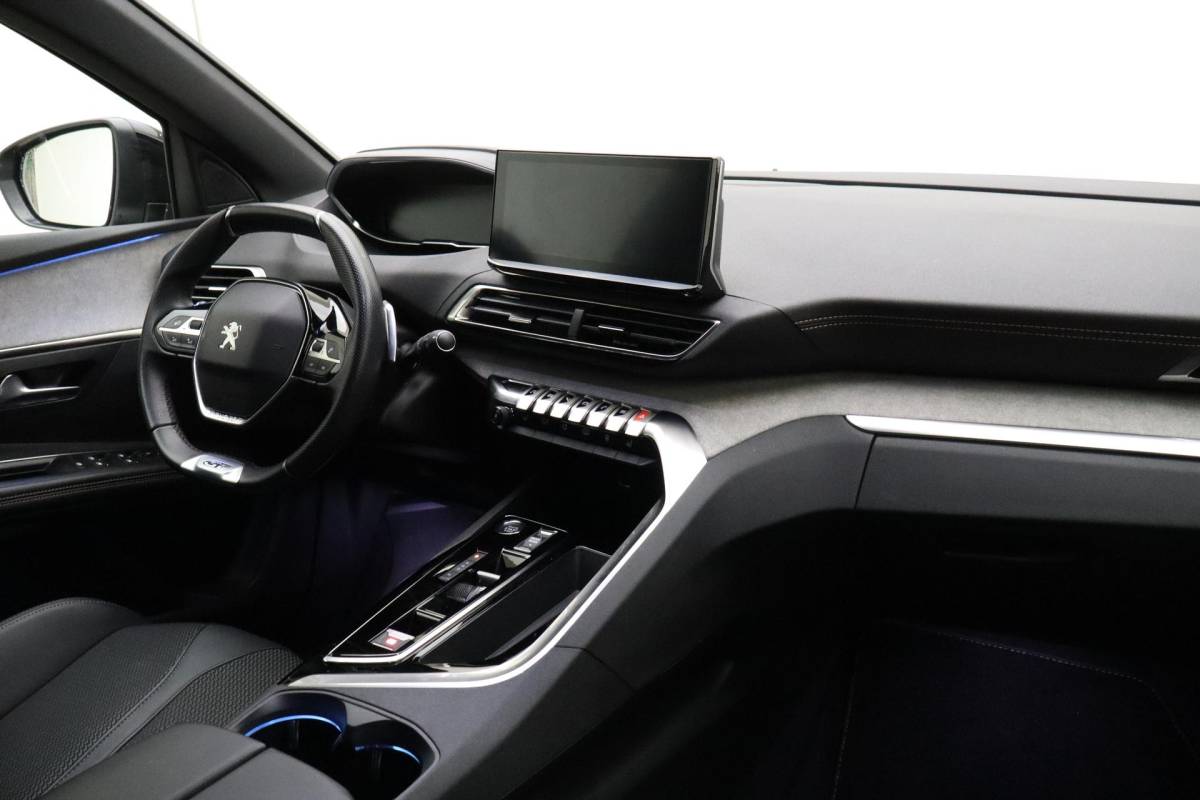 Peugeot 3008 Peugeot 3008 1.2 PureTech GT  Trekhaak | Stoelverwarming Voor | Adaptief Cruise Control | Dodehoek Detectie | Lendensteun | Parkeer Sensoren rondom |