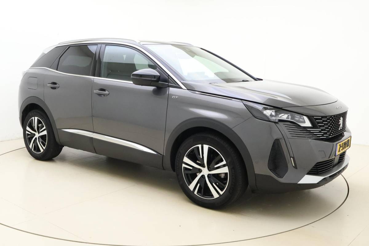 Peugeot 3008 Peugeot 3008 1.2 PureTech GT  Trekhaak | Stoelverwarming Voor | Adaptief Cruise Control | Dodehoek Detectie | Lendensteun | Parkeer Sensoren rondom |