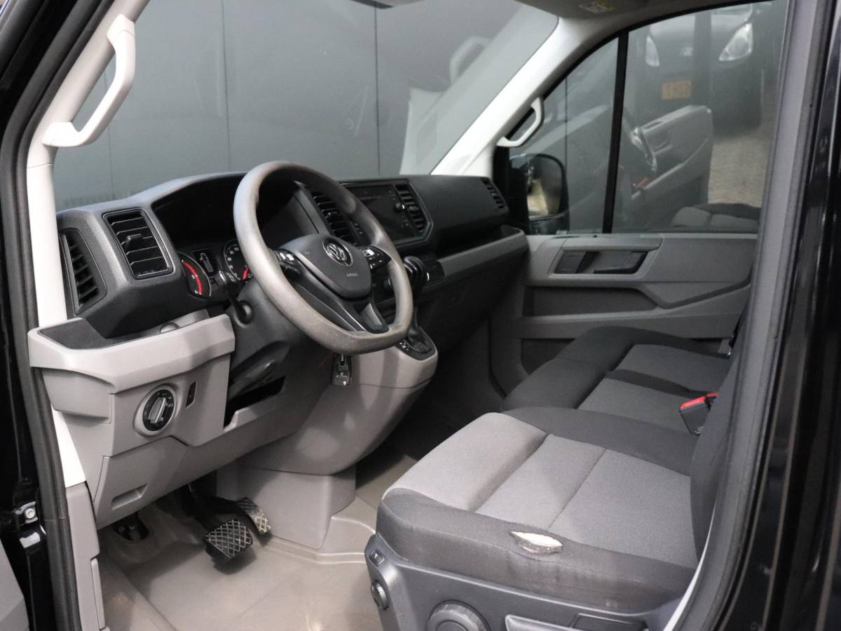 Volkswagen Crafter Volkswagen Crafter 35 2.0 TDI L4H3 | DSG | LUCHTSTOEL | CAMERA | CRUISE | NAVI | APPLE CARPLAY |