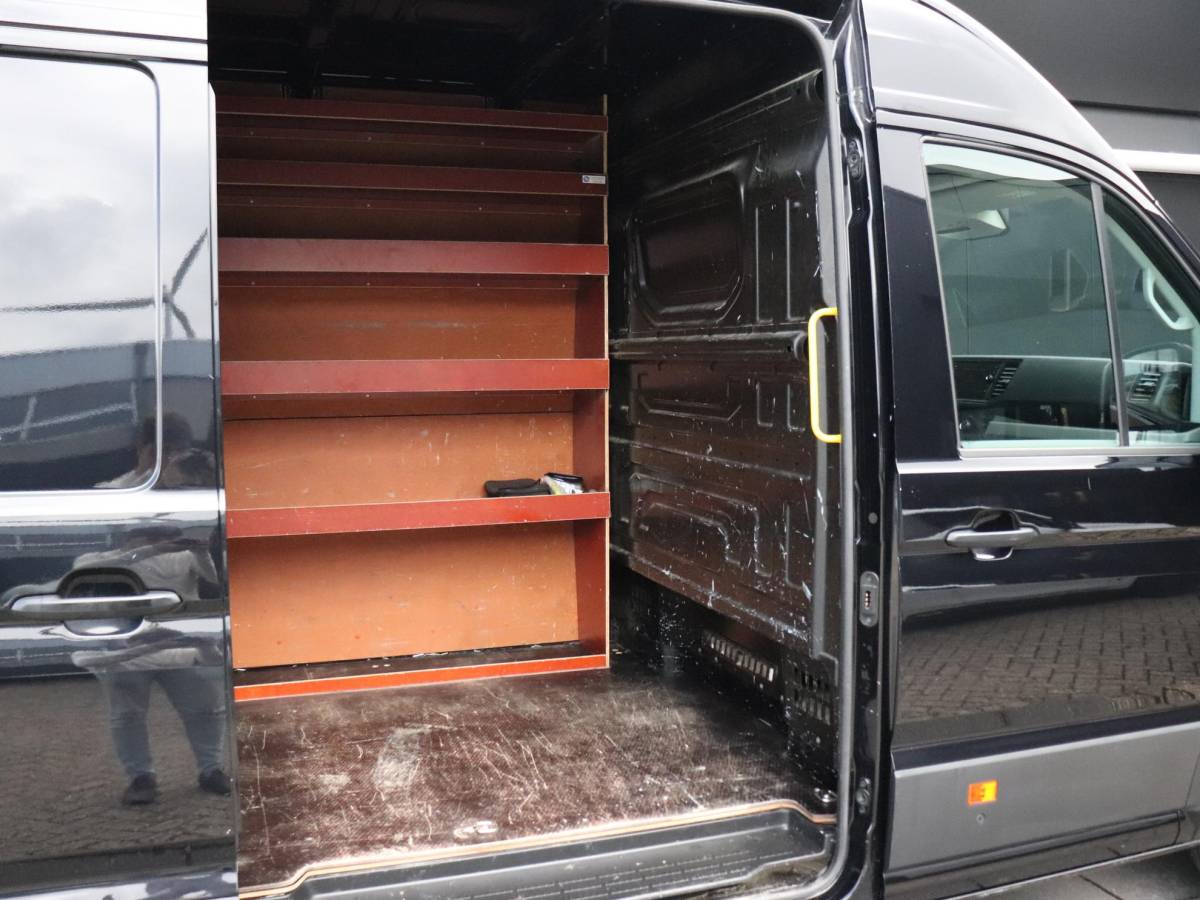Volkswagen Crafter Volkswagen Crafter 35 2.0 TDI L4H3 | DSG | LUCHTSTOEL | CAMERA | CRUISE | NAVI | APPLE CARPLAY |