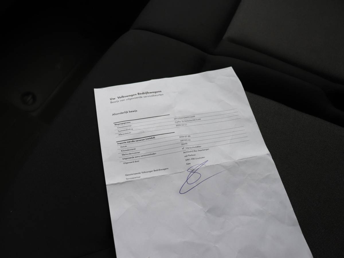 Volkswagen Crafter Volkswagen Crafter 35 2.0 TDI L4H3 | DSG | LUCHTSTOEL | CAMERA | CRUISE | NAVI | APPLE CARPLAY |