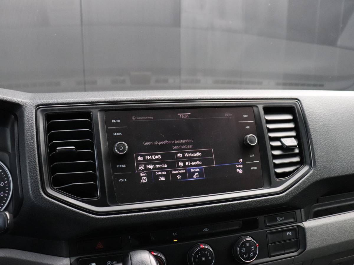 Volkswagen Crafter Volkswagen Crafter 35 2.0 TDI L4H3 | DSG | LUCHTSTOEL | CAMERA | CRUISE | NAVI | APPLE CARPLAY |