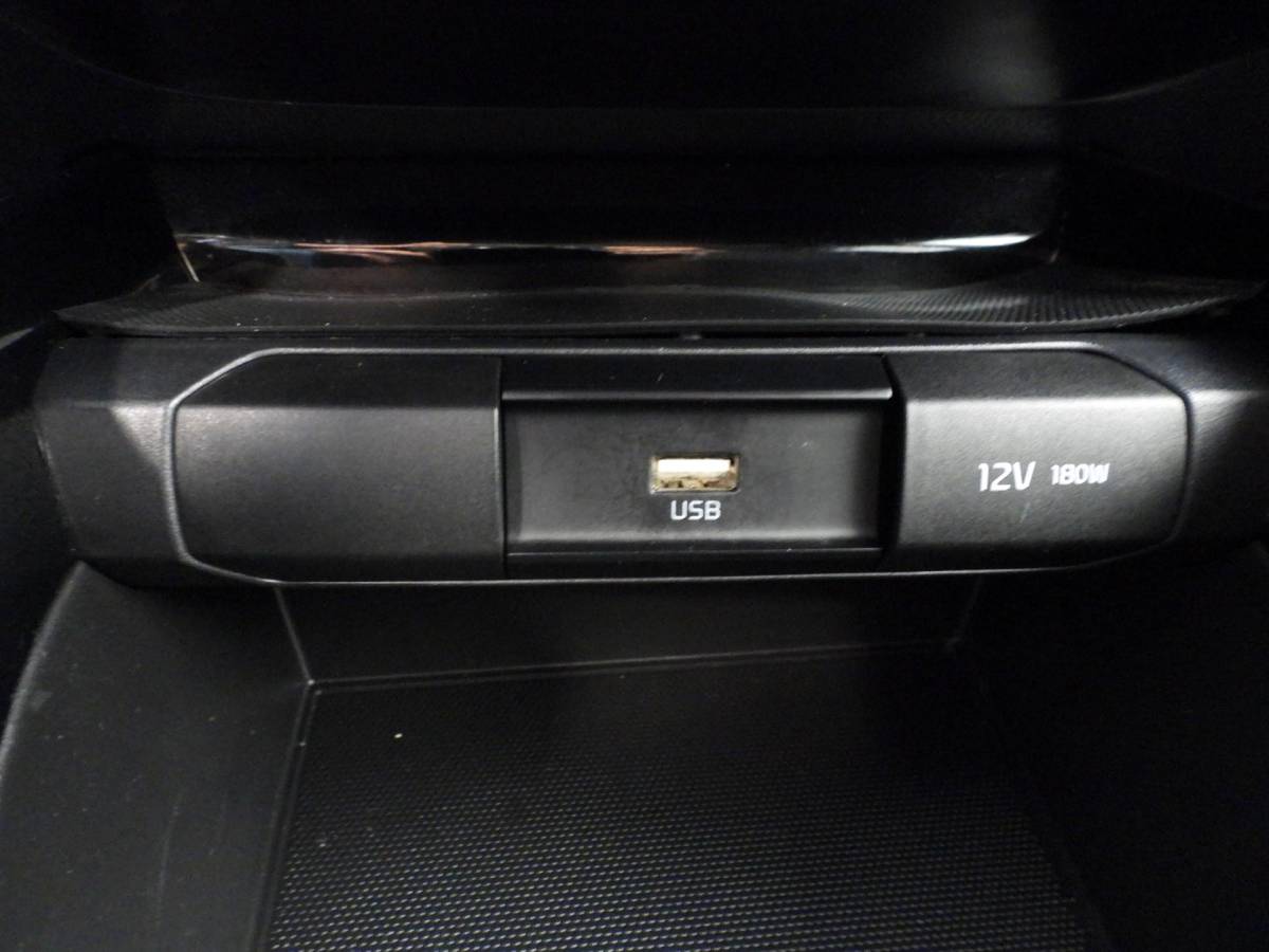 Kia Stonic Kia Stonic 1.0 T-GDi DynamicPlusLine NAVI/CAMERA/CLIMA/TREKH./16″LMV!