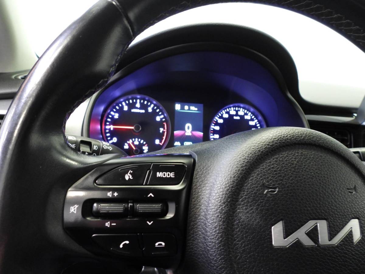 Kia Stonic Kia Stonic 1.0 T-GDi DynamicPlusLine NAVI/CAMERA/CLIMA/TREKH./16″LMV!