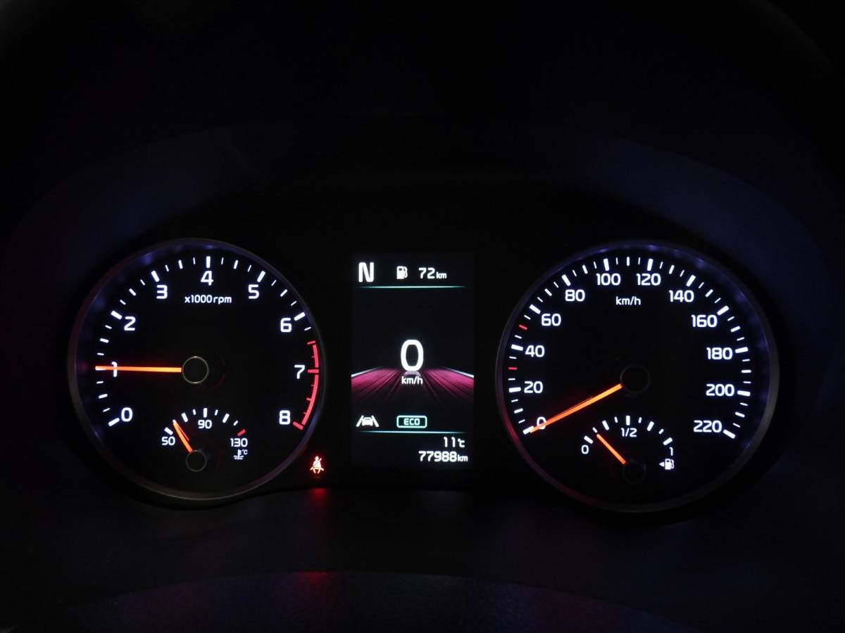 Kia Stonic Kia Stonic 1.0 T-GDi DynamicPlusLine NAVI/CAMERA/CLIMA/TREKH./16″LMV!