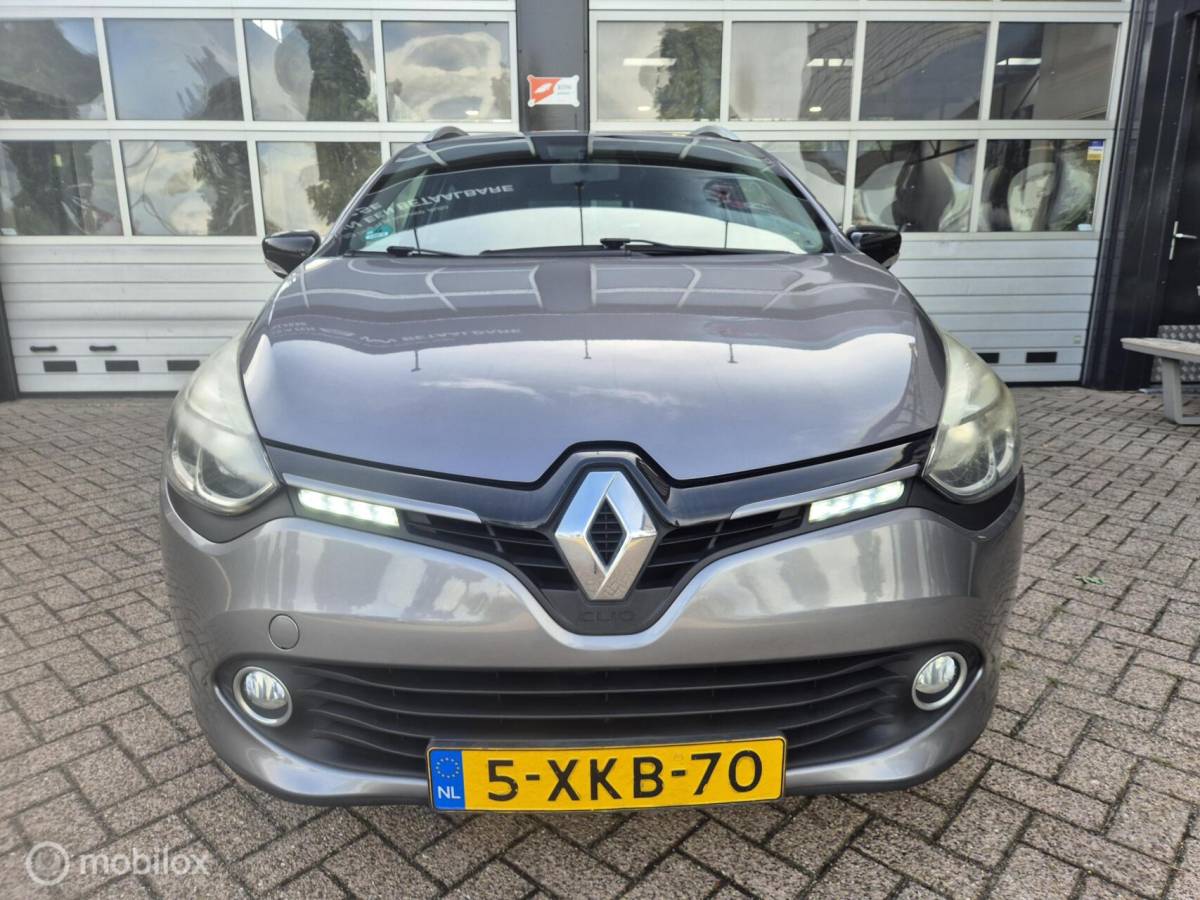Renault Clio Renault Clio Estate 0.9 TCe Night&Day 107000KM NAP!
