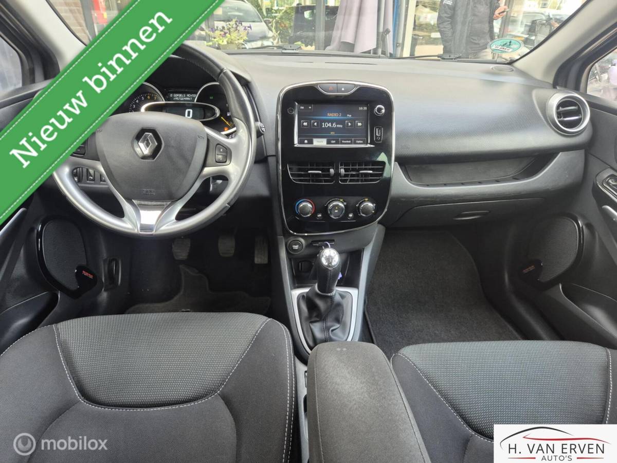Renault Clio Renault Clio Estate 0.9 TCe Night&Day 107000KM NAP!