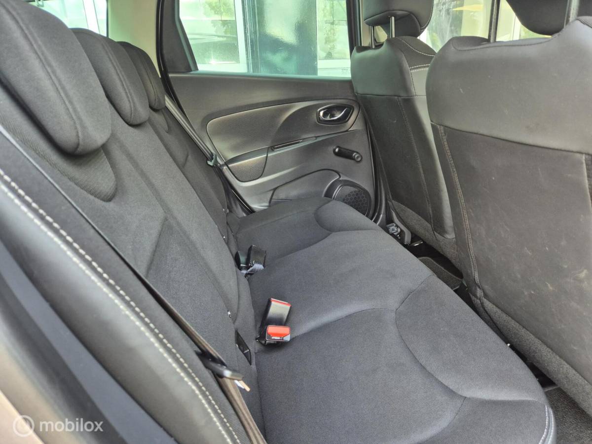 Renault Clio Renault Clio Estate 0.9 TCe Night&Day 107000KM NAP!