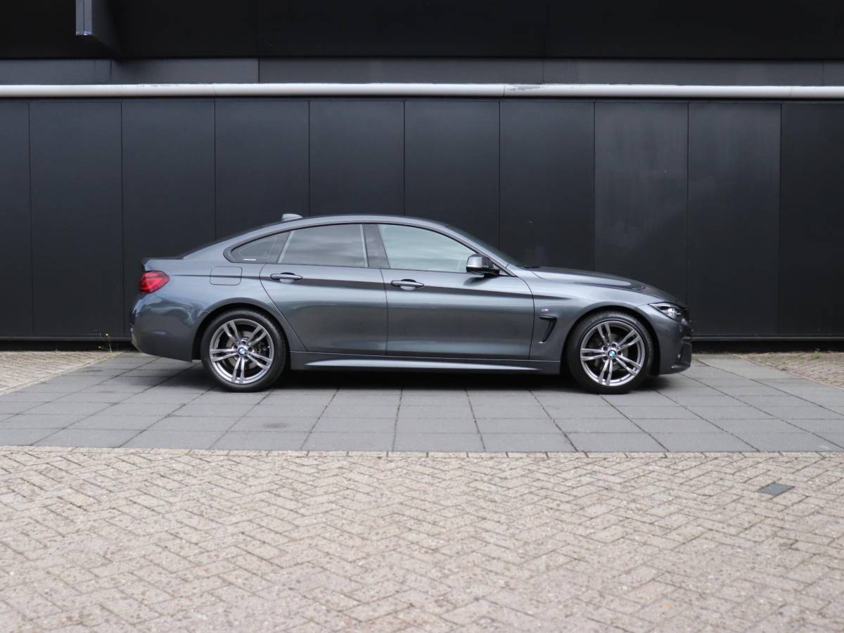 BMW 4 Serie BMW 4-serie Gran Coupé 418i Executive Edition | M SPORT | ALCANTARA | PDC | STOELVERW. | CRUISE | NAVI |
