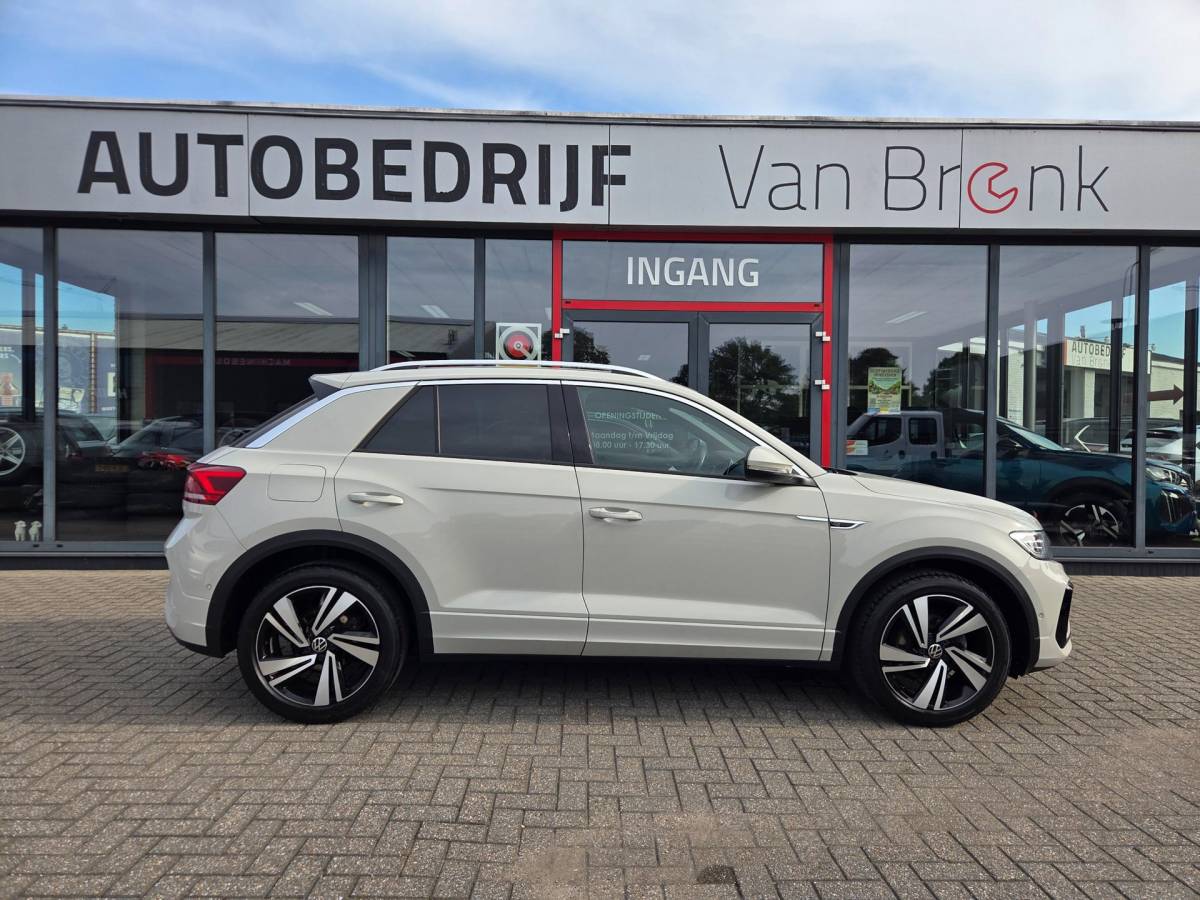 Volkswagen  Volkswagen T-Roc 1.5 TSI R-Line Business+ |Trekhaak afneembaar | Camera