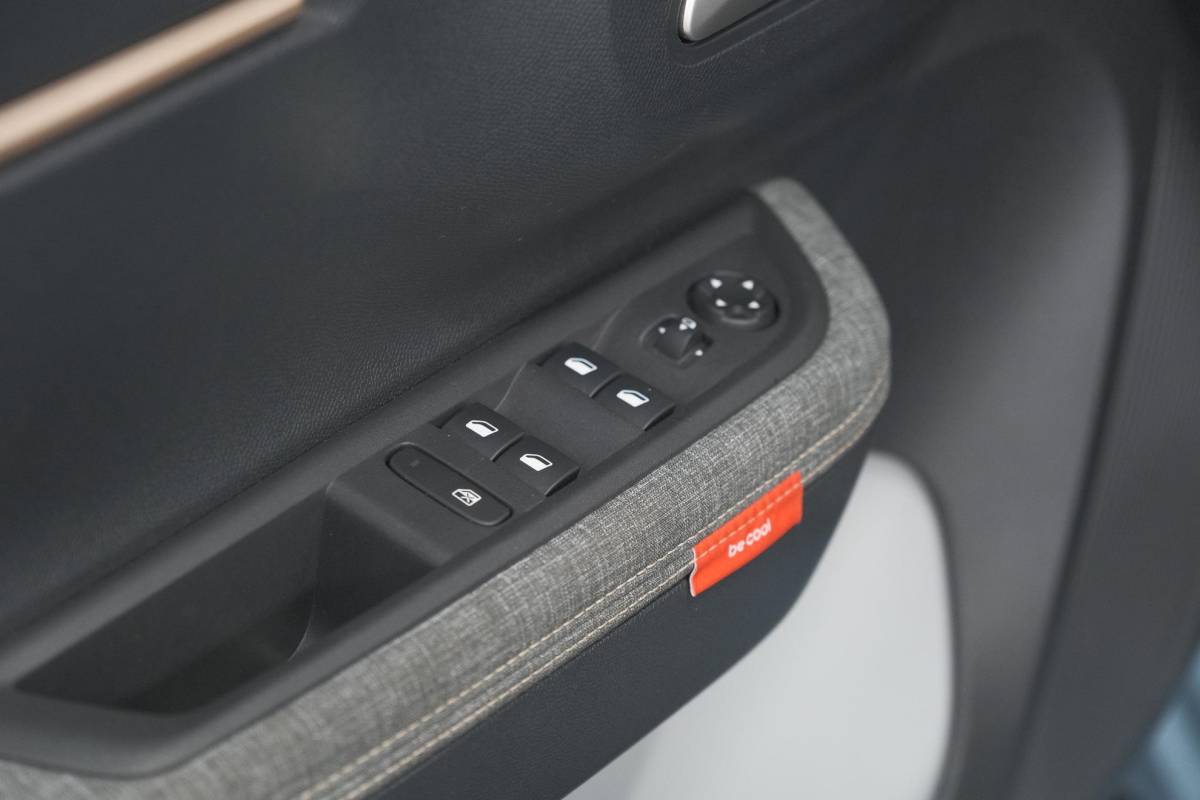 Citroën C3 Aircross Citroen C3 Aircross 1.2 Turbo 100pk Plus | Camera | Parkeersensoren | Apple Carplay