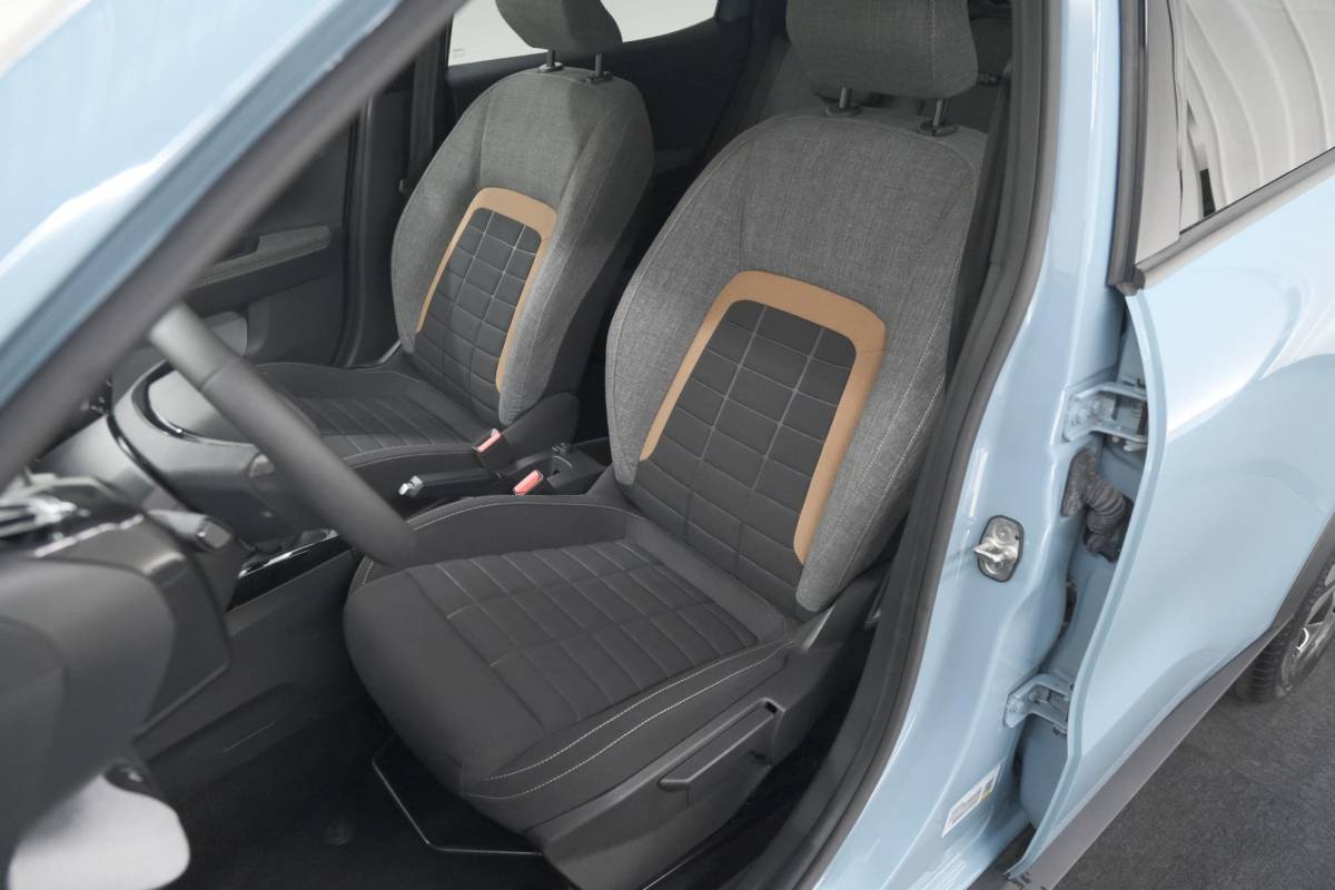 Citroën C3 Aircross Citroen C3 Aircross 1.2 Turbo 100pk Plus | Camera | Parkeersensoren | Apple Carplay