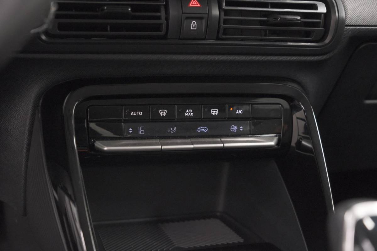 Citroën C3 Aircross Citroen C3 Aircross 1.2 Turbo 100pk Plus | Camera | Parkeersensoren | Apple Carplay
