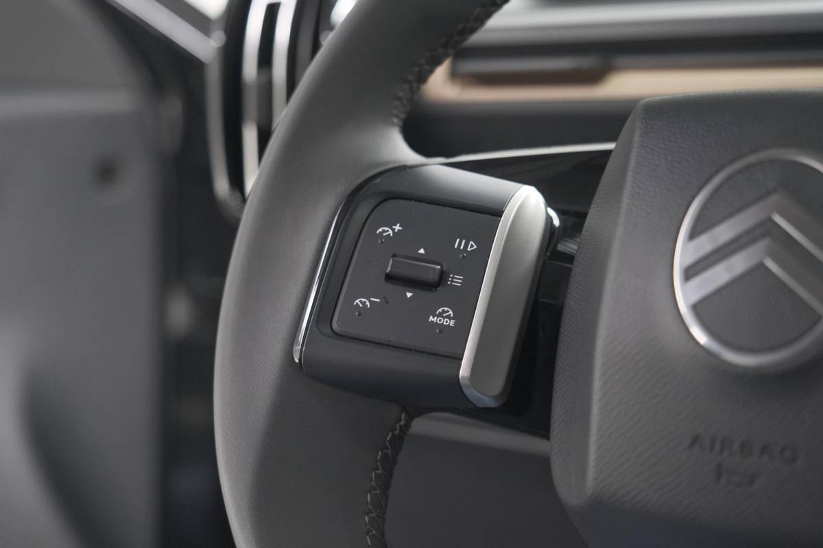 Citroën C3 Aircross Citroen C3 Aircross 1.2 Turbo 100pk Plus | Camera | Parkeersensoren | Apple Carplay