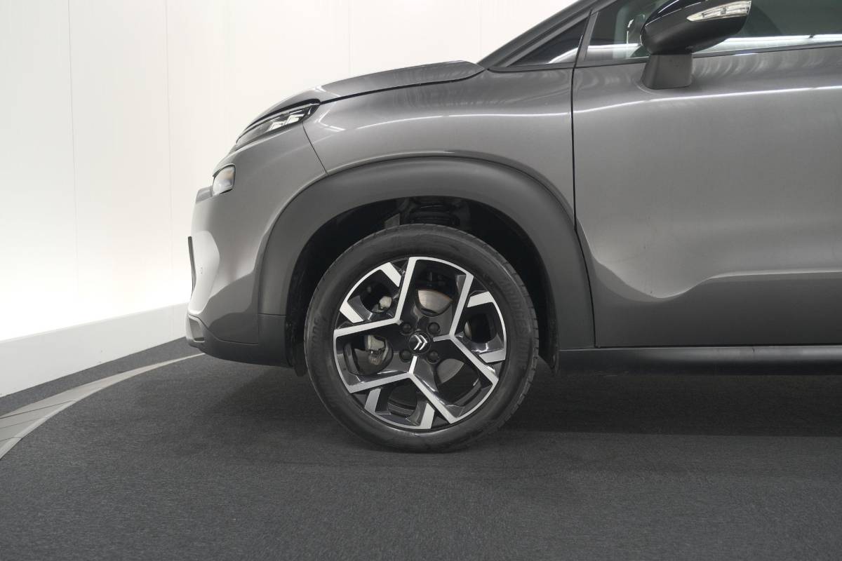 Citroën C3 Aircross Citroen C3 Aircross PureTech 130 EAT6 Shine Pack | Camera | Apple Carplay | Parkeersensoren | Navigatie
