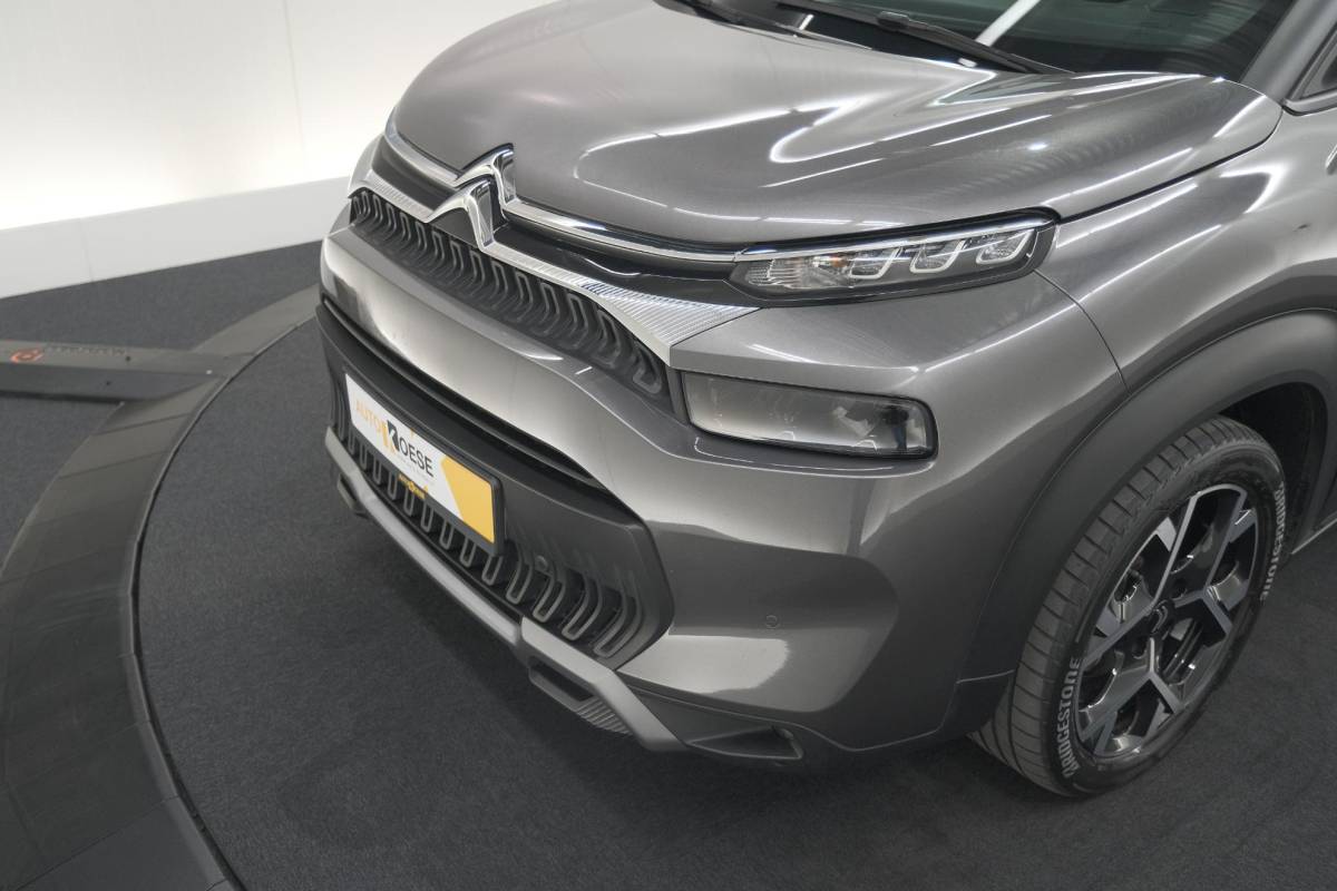 Citroën C3 Aircross Citroen C3 Aircross PureTech 130 EAT6 Shine Pack | Camera | Apple Carplay | Parkeersensoren | Navigatie