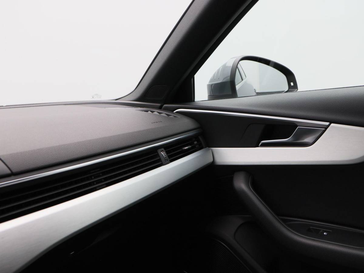 Audi A4 Audi A4 Avant 1.4 TFSi 150 Pk Automaat S-Line | Full LED | Trekhaak | Navigatie | B&O Audio | 18 Inch | Elektrische Achterklep | 118.118 km!!