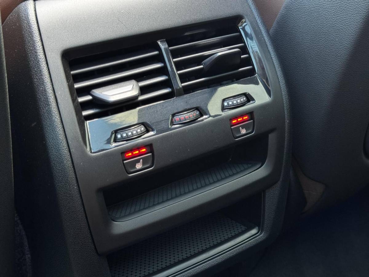 BMW X5 BMW X5 xDrive30d M-Sport|Pano|Indivi|Lucht|Sfeerve|El.Trekha