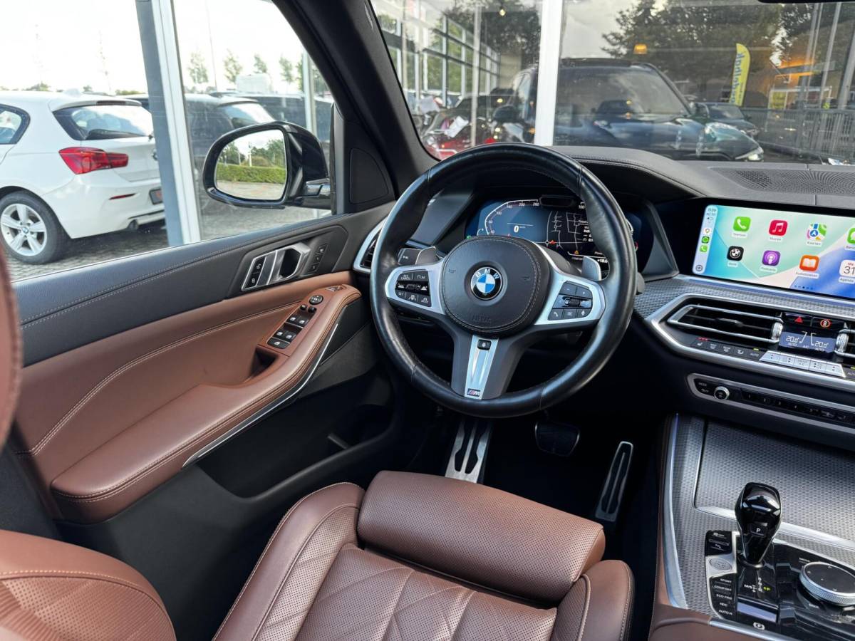 BMW X5 BMW X5 xDrive30d M-Sport|Pano|Indivi|Lucht|Sfeerve|El.Trekha