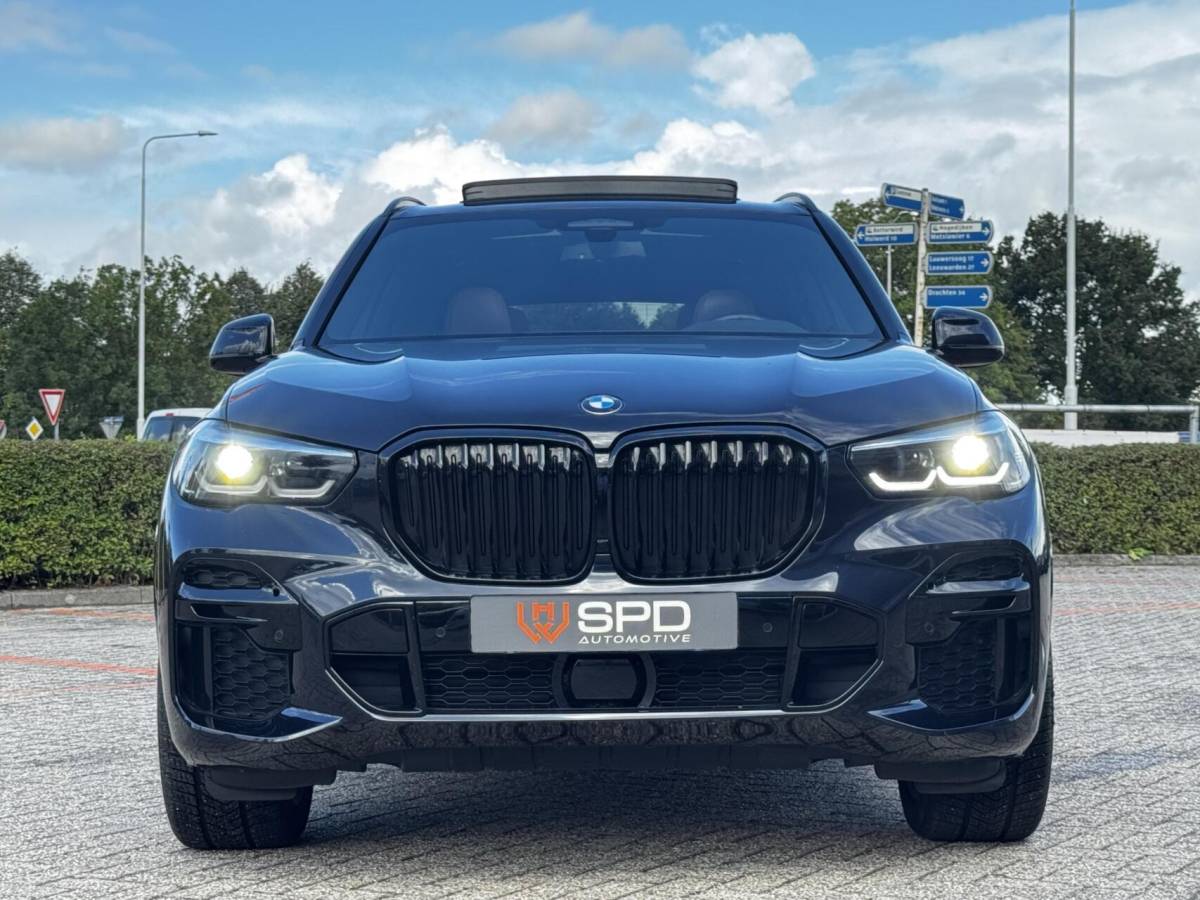 BMW X5 BMW X5 xDrive30d M-Sport|Pano|Indivi|Lucht|Sfeerve|El.Trekha