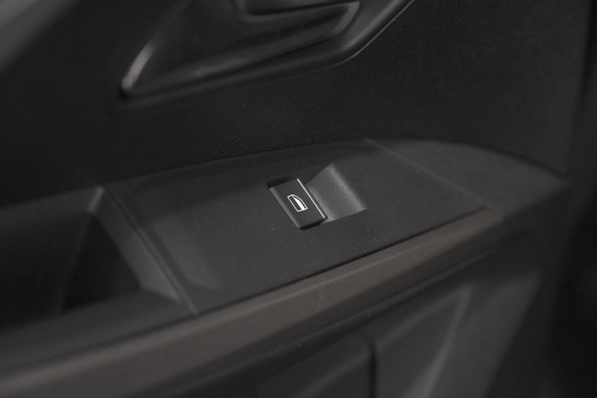 Peugeot 3008 Peugeot 3008 1.2 Hybrid 136 GT | Elektrische Kofferklep | Camera | Adaptieve Cruise Control | Apple CarPlay