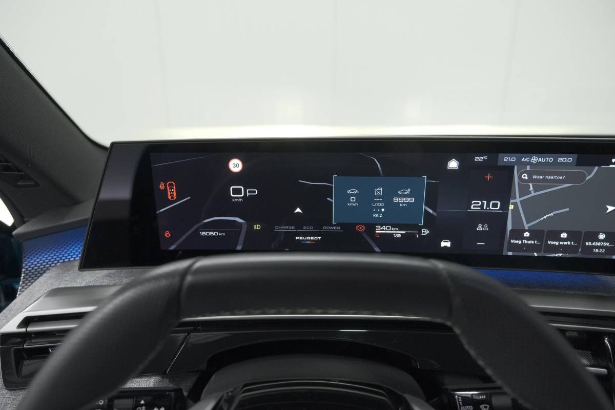 Peugeot 3008 Peugeot 3008 1.2 Hybrid 136 GT | Elektrische Kofferklep | Camera | Adaptieve Cruise Control | Apple CarPlay