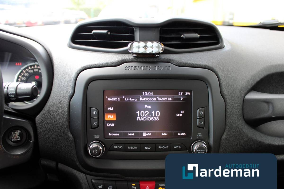 Jeep Renegade Jeep Renegade 1.4 MultiAir Limited Trekhaak Xenon