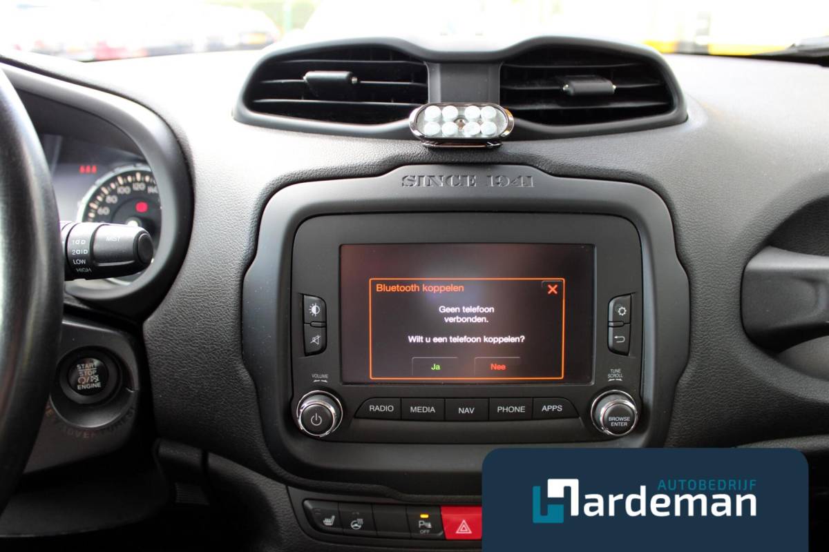 Jeep Renegade Jeep Renegade 1.4 MultiAir Limited Trekhaak Xenon