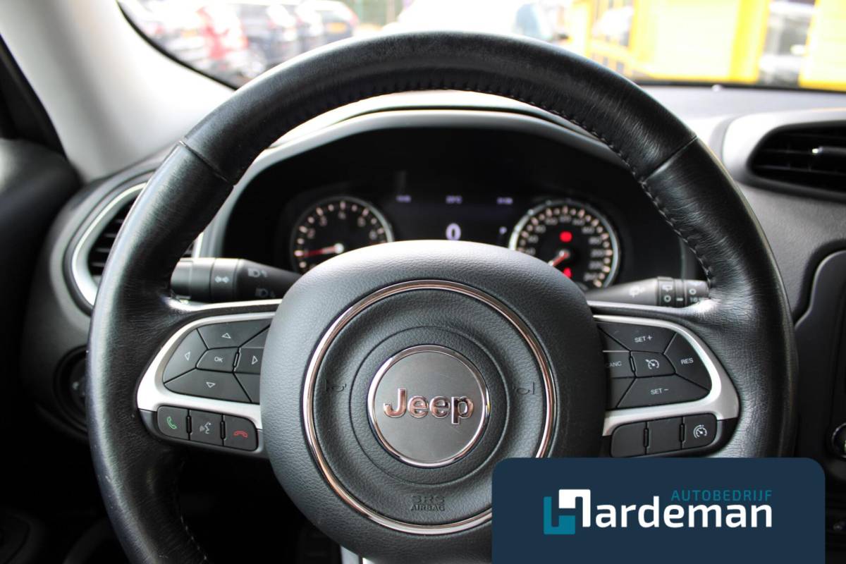 Jeep Renegade Jeep Renegade 1.4 MultiAir Limited Trekhaak Xenon