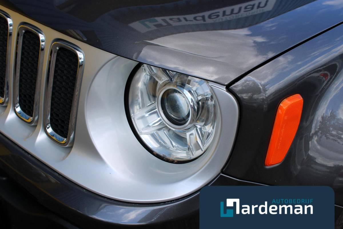 Jeep Renegade Jeep Renegade 1.4 MultiAir Limited Trekhaak Xenon